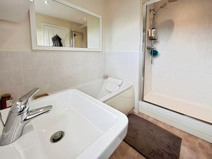 Photo 7- click for photo gallery